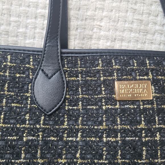 Badgley Mischka Elegant Black and Gold Women's Tote Bag - Picture 9 of 11